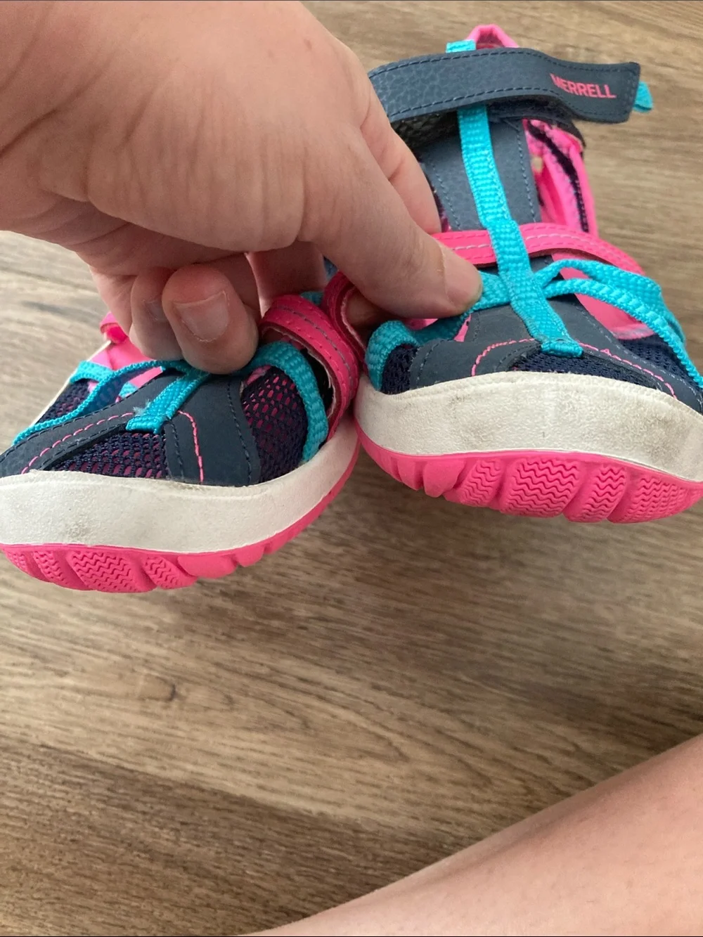 Merrell Kids Pink and Teal Sport Sandals Sz 3